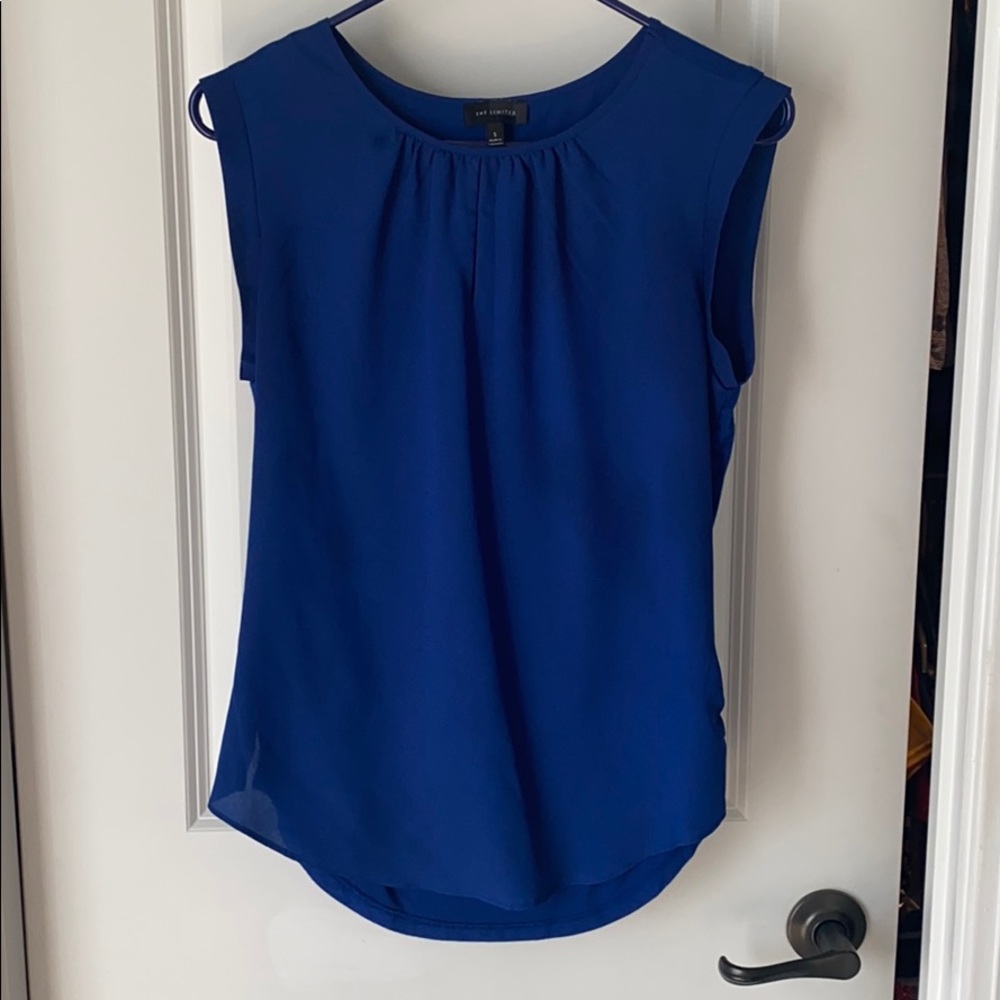 Limited dark blue small sleeveless shirt